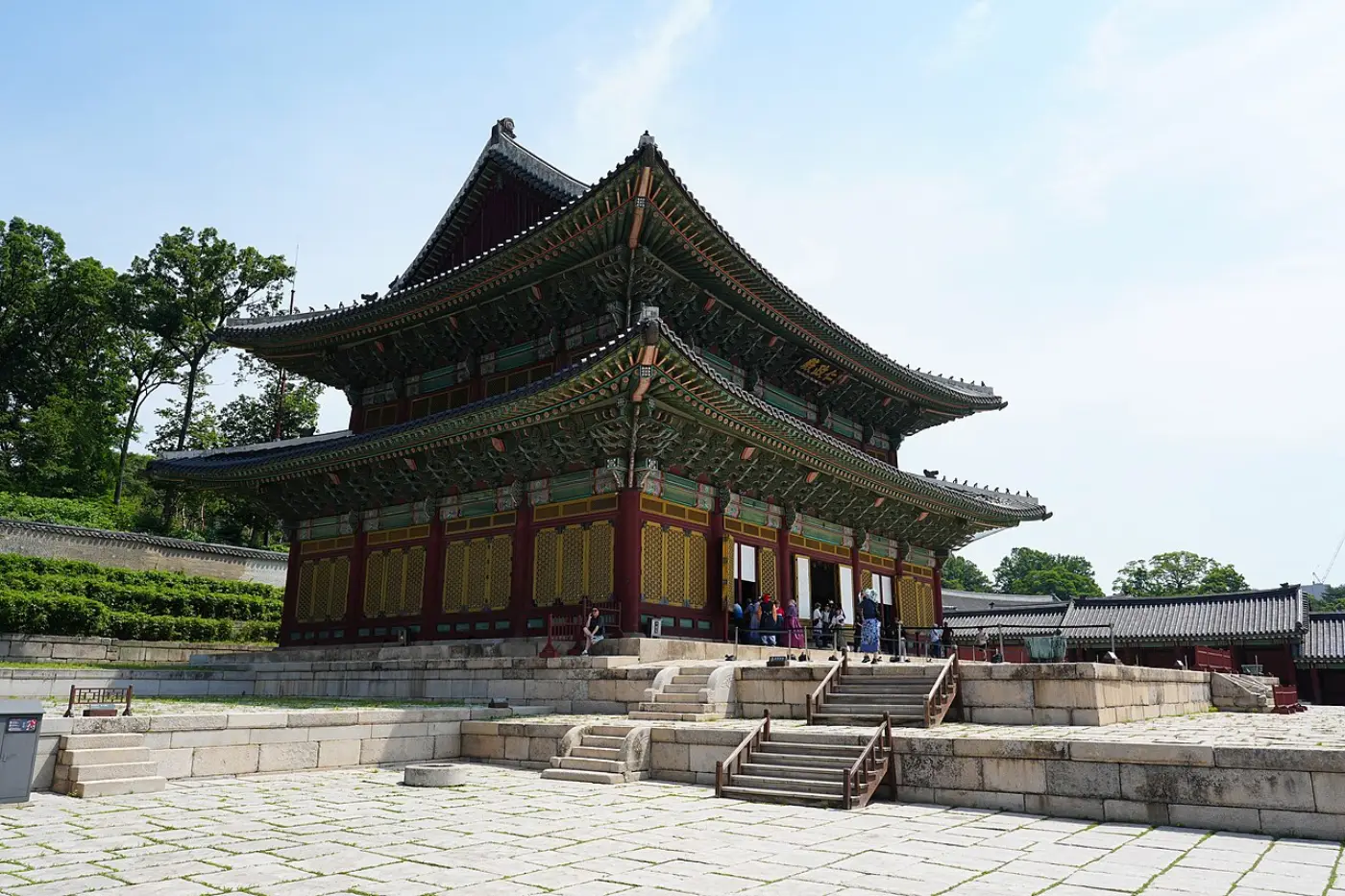 Two-tiered roof of Injeongjeon Hall at Changdeokgung on its raised stone platform